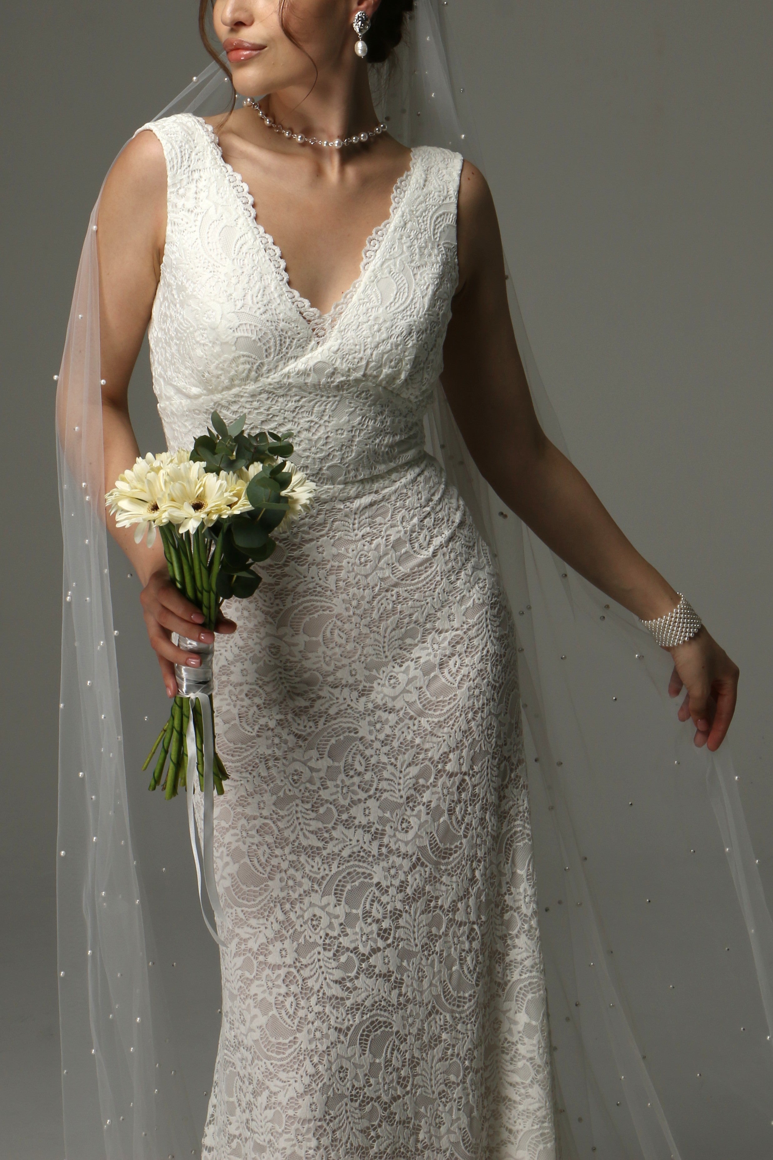 Pearl Cathedral Wedding Veil – One Tier Soft Tulle Veil with Pearls