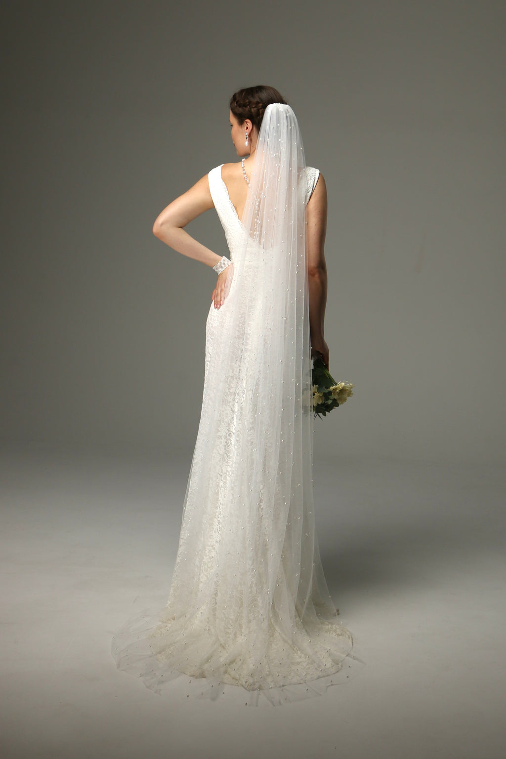 Pearl Cathedral Wedding Veil – One Tier Soft Tulle Veil with Pearls