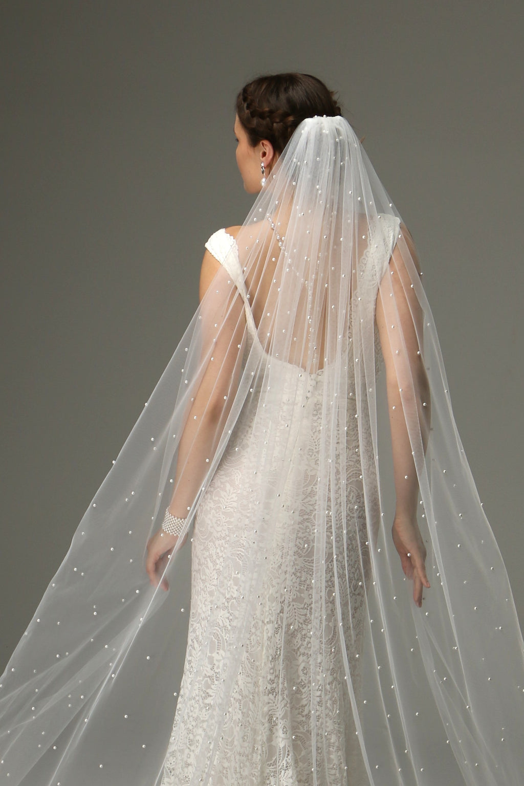 Pearl Cathedral Wedding Veil – One Tier Soft Tulle Veil with Pearls