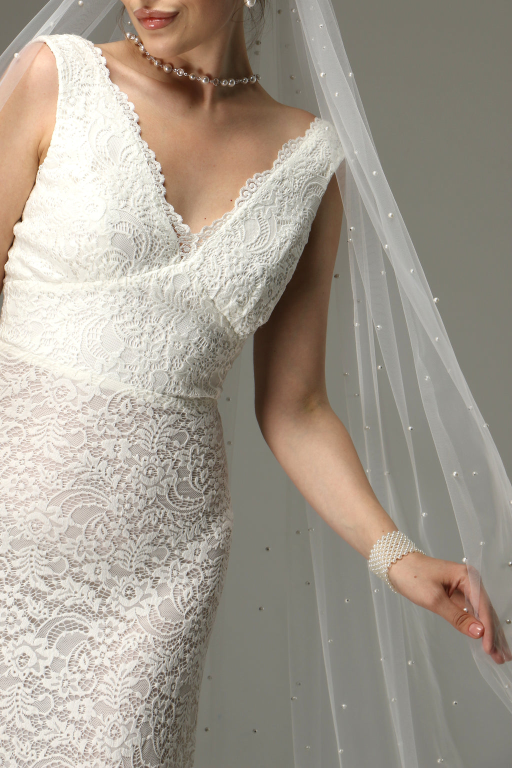 Pearl Cathedral Wedding Veil – One Tier Soft Tulle Veil with Pearls
