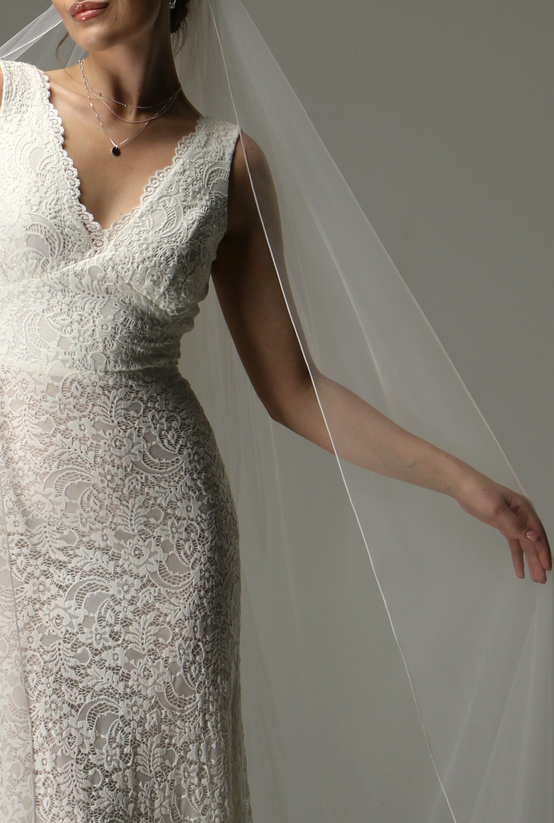 Pencil Edge Cathedral Wedding Veil – One Tier Soft Tulle Veil