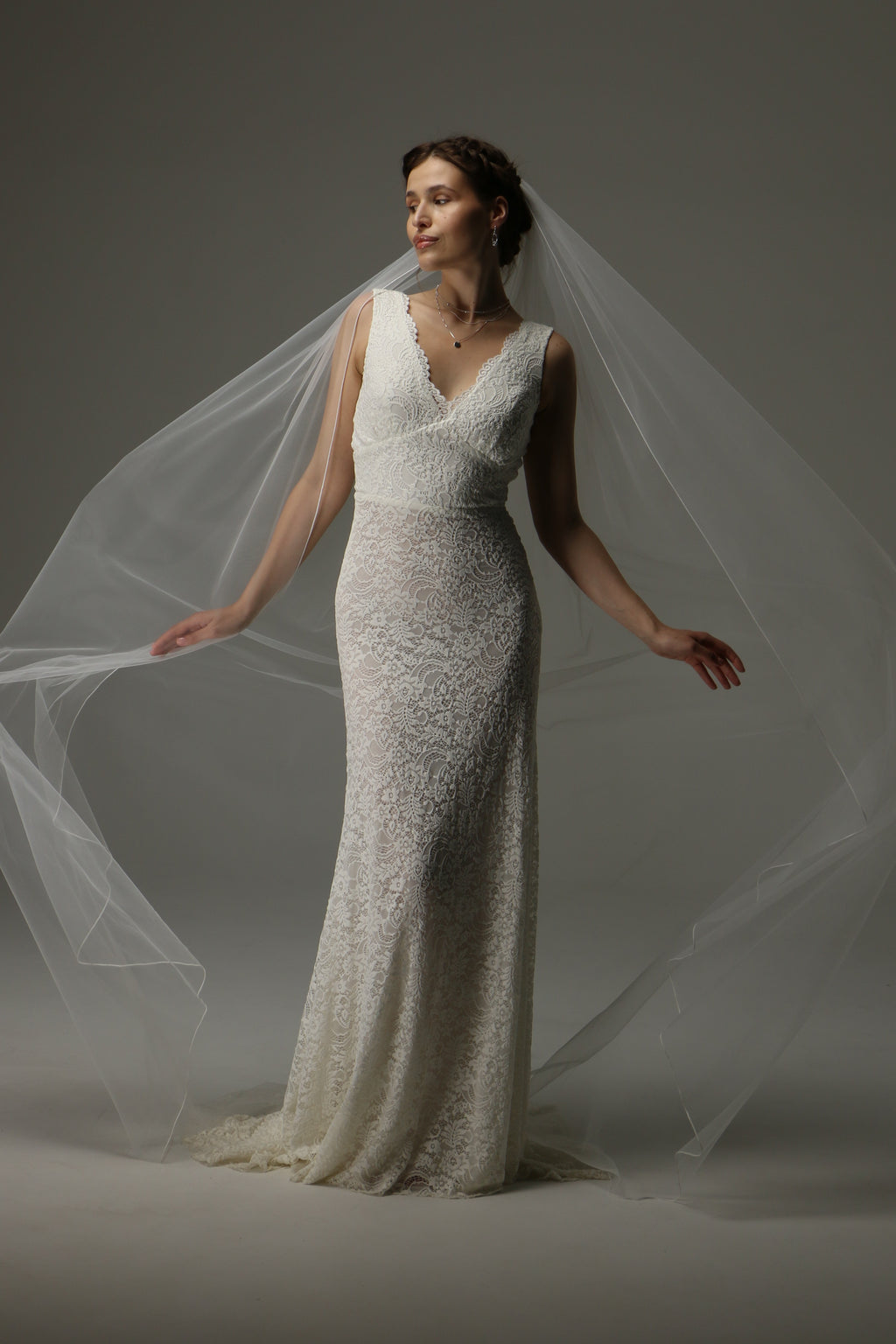 Pencil Edge Cathedral Wedding Veil – One Tier Soft Tulle Veil