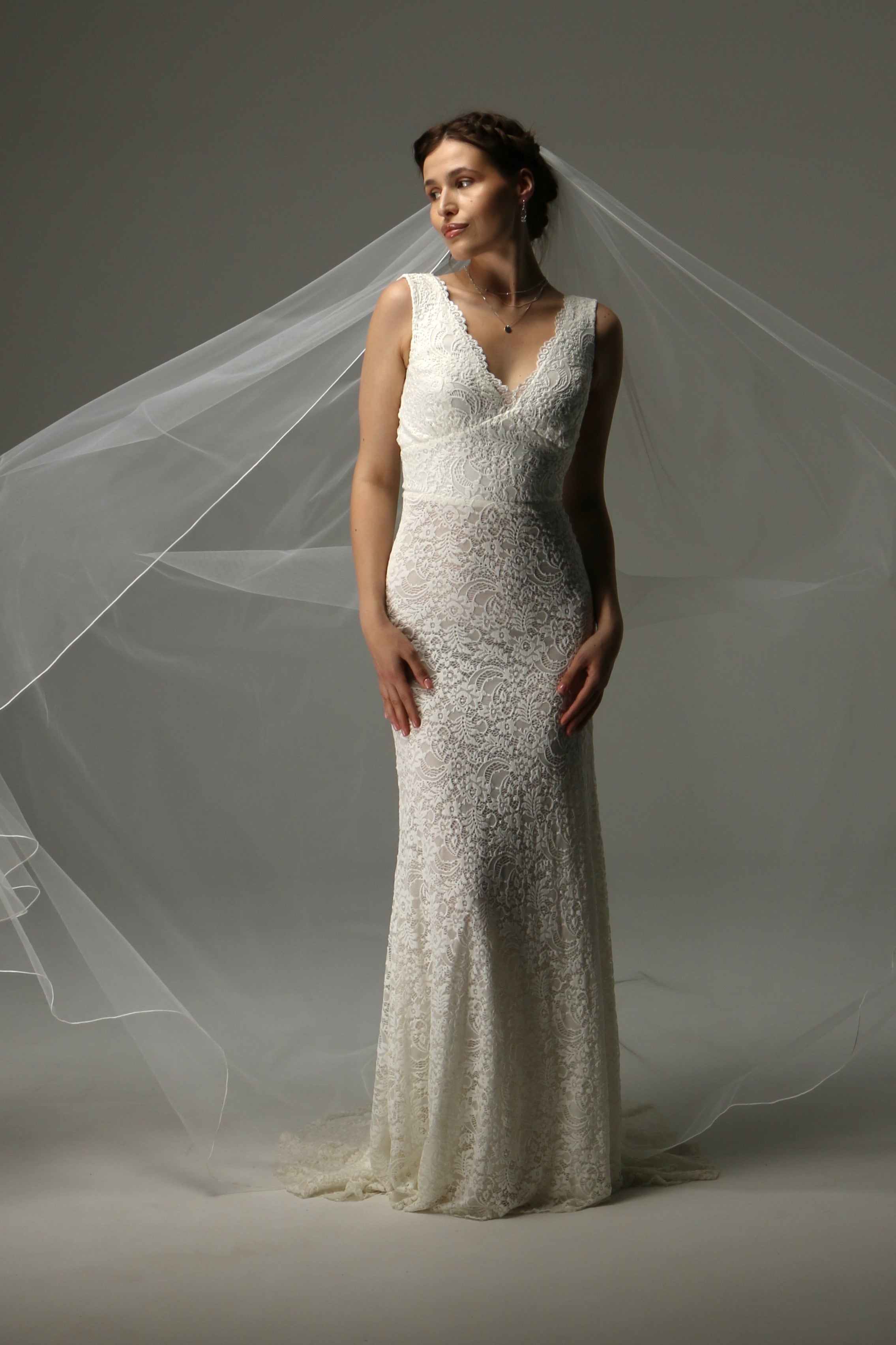 Pencil Edge Cathedral Wedding Veil – One Tier Soft Tulle Veil