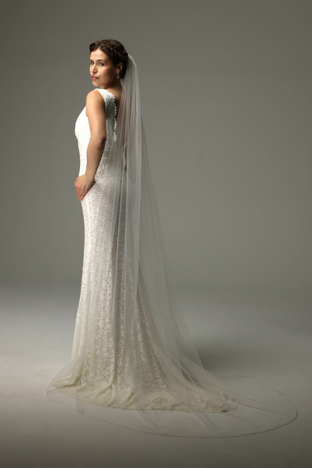 Pencil Edge Cathedral Wedding Veil – One Tier Soft Tulle Veil