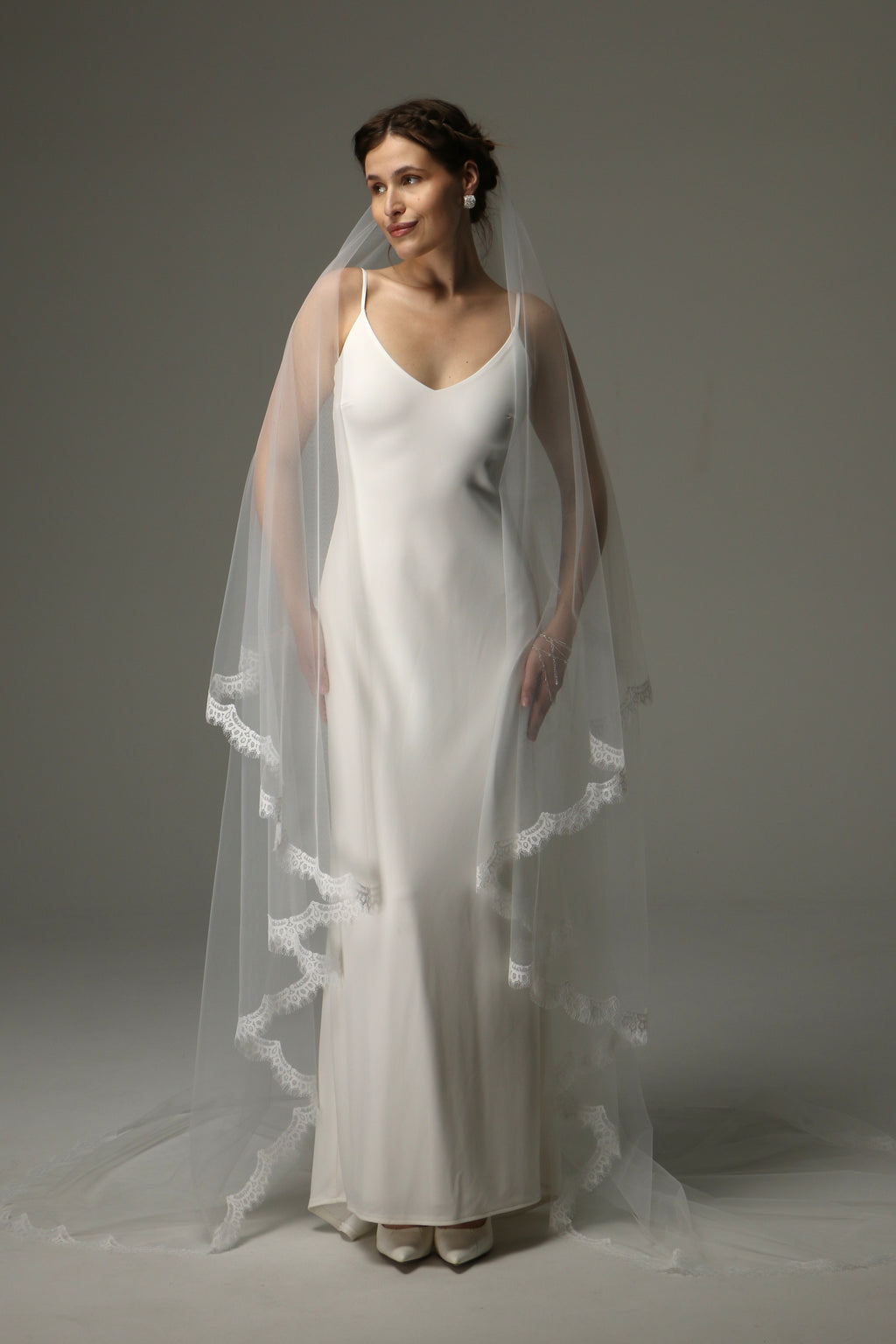 Two Tier Chantilly Lace Wedding Veil – Cathedral Bridal Veil