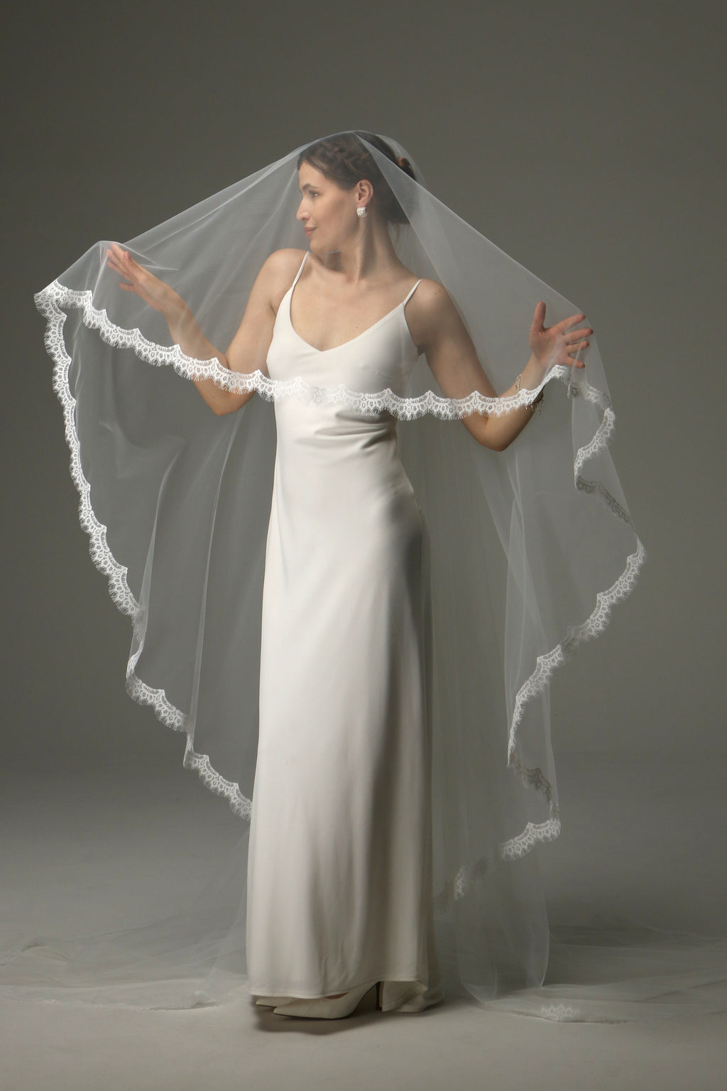 Two Tier Chantilly Lace Wedding Veil – Cathedral Bridal Veil